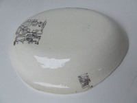 http://www.francesleeceramics.com/files/gimgs/th-7_med oval dish -back buckets and spades 2-web.jpg